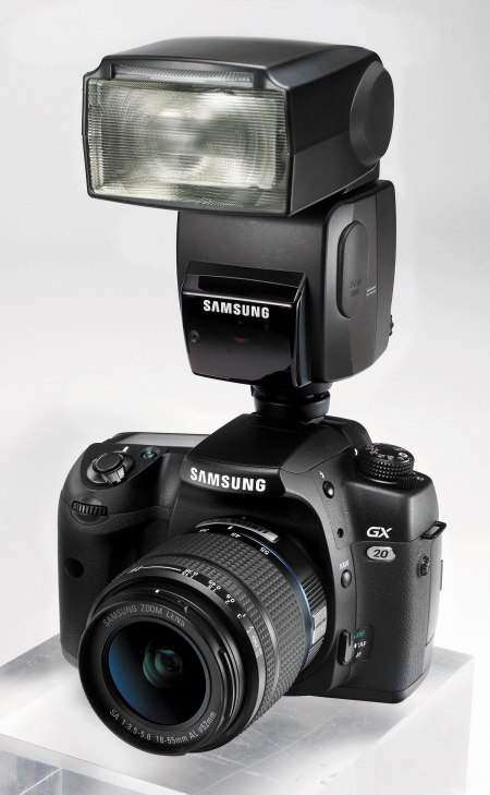 Samsung GX-20: зеркальная фотокамера с 14,6-мегапиксельной матрицей 