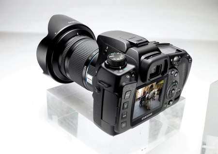 Samsung GX-20: зеркальная фотокамера с 14,6-мегапиксельной матрицей 