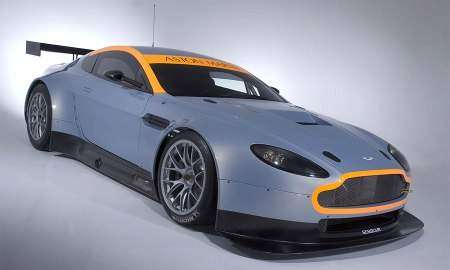 Aston Martin показал гоночный Vantage GT2