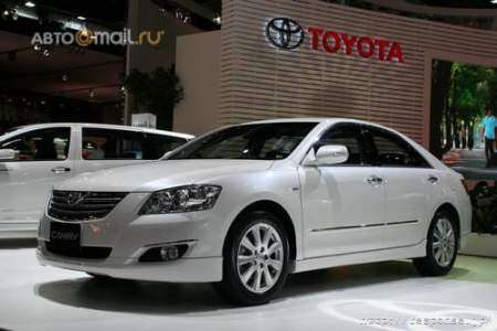 Toyota показала еще одну новую Camry
