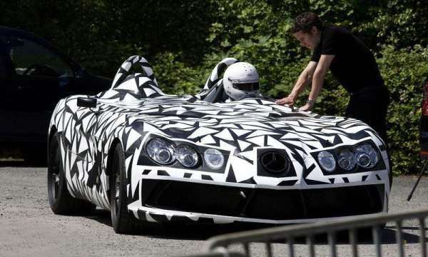 Mercedes-Benz SLR 722 Speedster
