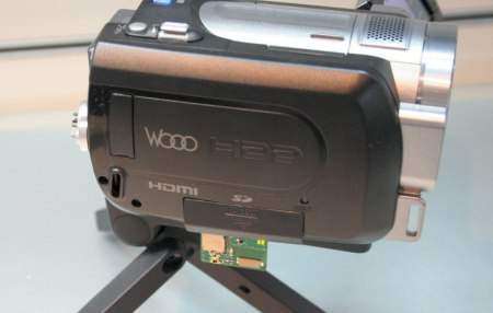 content-1/images/081002194351-hitachi-camcorder.jpg