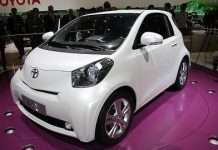 Toyota представила самий економічний мінікар iQ