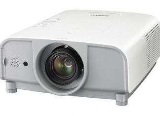 Два суперъярких проектора від Sanyo