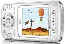 Sony Ericsson анонсував ігровий телефон F305