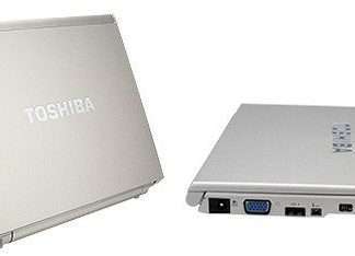 Найлегший ноутбук від Toshiba