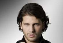 Sony представила Full HD відеокамеру для любителів посміхатися