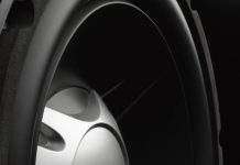 Новий низькочастотний динамік JBL GT5-12