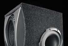 JBL анонсувала новий корпусних сабвуфер