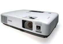 Epson представила нову серію портативних проекторів для презентацій