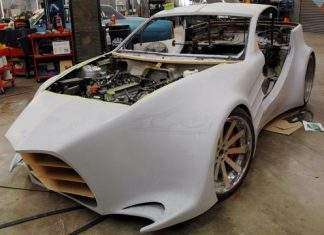 Фотографи-шпигуни зняли сюрреалістичний Mustang