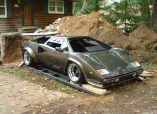 Американець побудував у підвалі копію Lamborghini