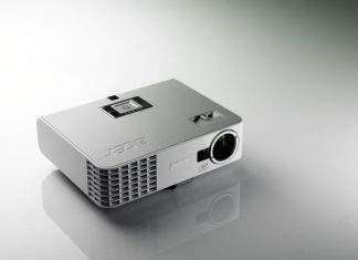 Acer представив новий ультракомпактний HD-ready відеопроектор для бізнесу