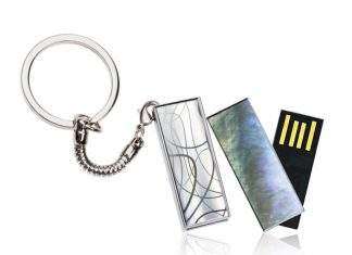 Transcend випустила 8-гігабайтні флеш-драйви V90