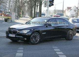 BMW робить свій власний броньовик