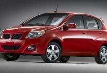 Pontiac представив в США компакт G3
