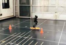 Двоногий робот leonardo ходить по канату, катається на скейтборді і перелітає через перешкоди (відео)