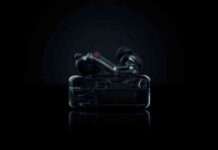 Nothing представила tws-навушники ear (1) black edition, їх можна купити за bitcoin і dogecoin