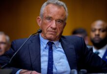 Консультанти RFK приходять до планування вакцин у дитинстві. Ось що знати.