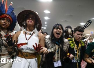 Кліматичні переговори зайшли в глухий кут через суперечку щодо нафти та газу