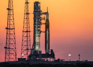 Artemis II: Перша пілотована місія на Місяць за більш ніж 50 років