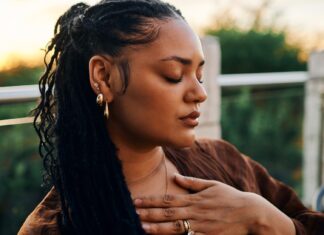 Блукання Розуму та Зв’язок Фізичних Відчуттів з Психічним Здоров’ям