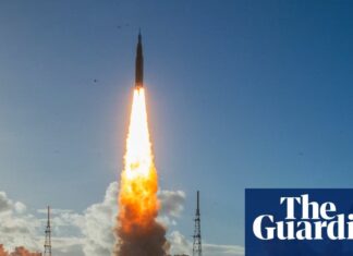 Artemis II: Повернення Людства на Місячну Орбіту