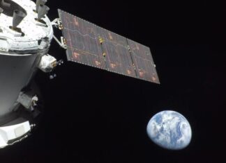 Artemis II: Суворі Реалії Пілотованих Польотів за Межами Землі