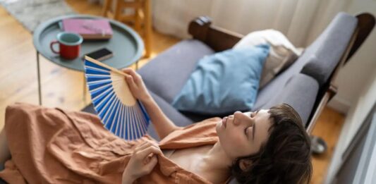 Таємнича причина, чому жінки стають гарячішими від 18 до 42 років