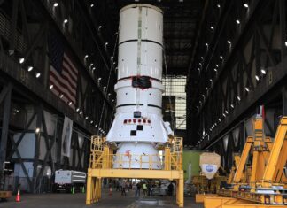Складання ракети для Artemis III: починається підготовка до місячної місії 2027 року